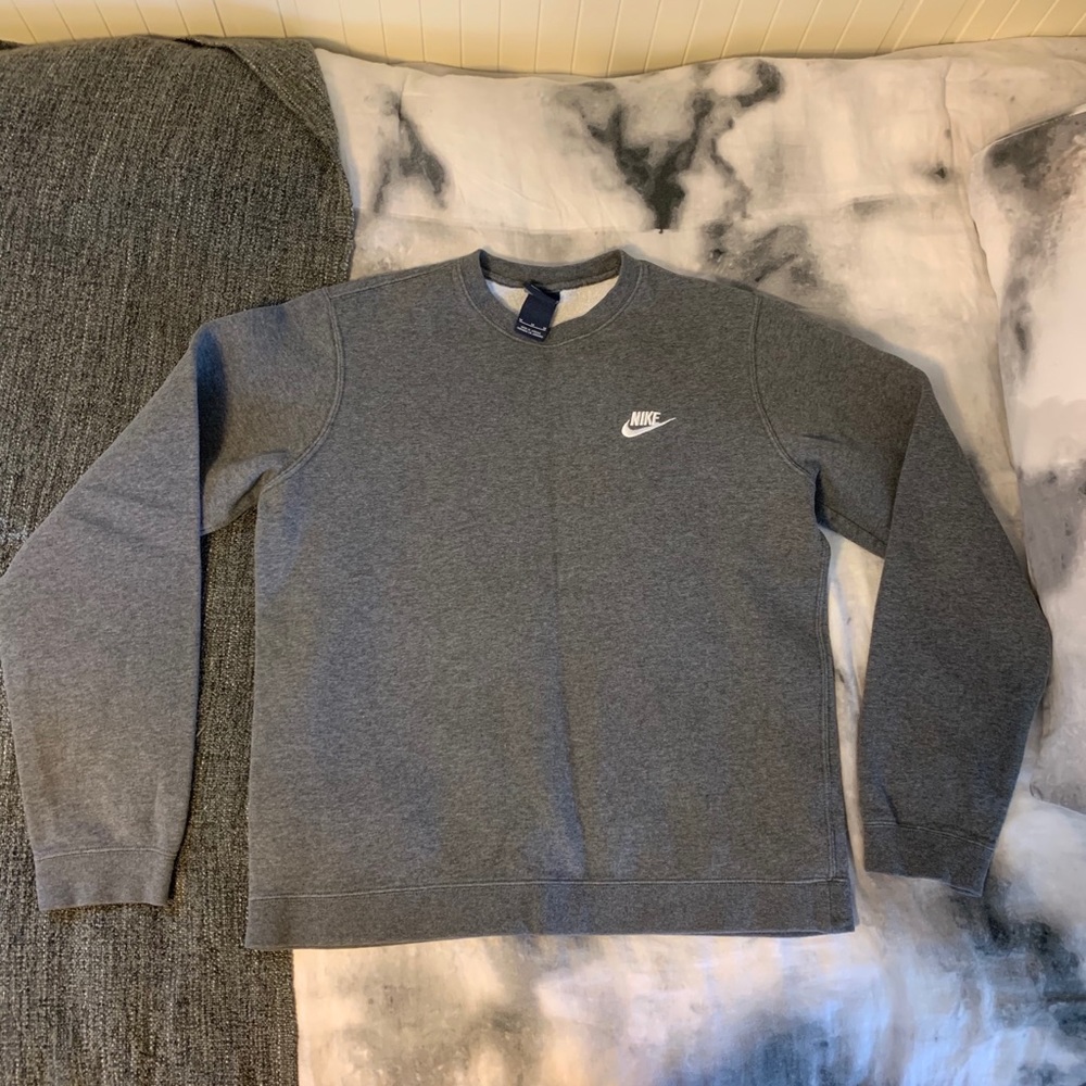 Nike crewneck
